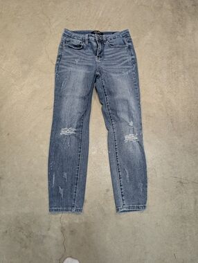 Judy Blue Relaxed Fit Women's 28 Jeans Distressed